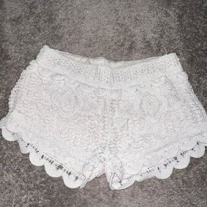 Crochet surf Gypsy shorts size large